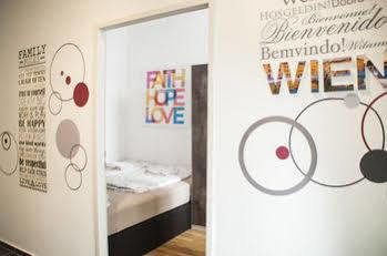 Hotel Urban Flats Danube 3*