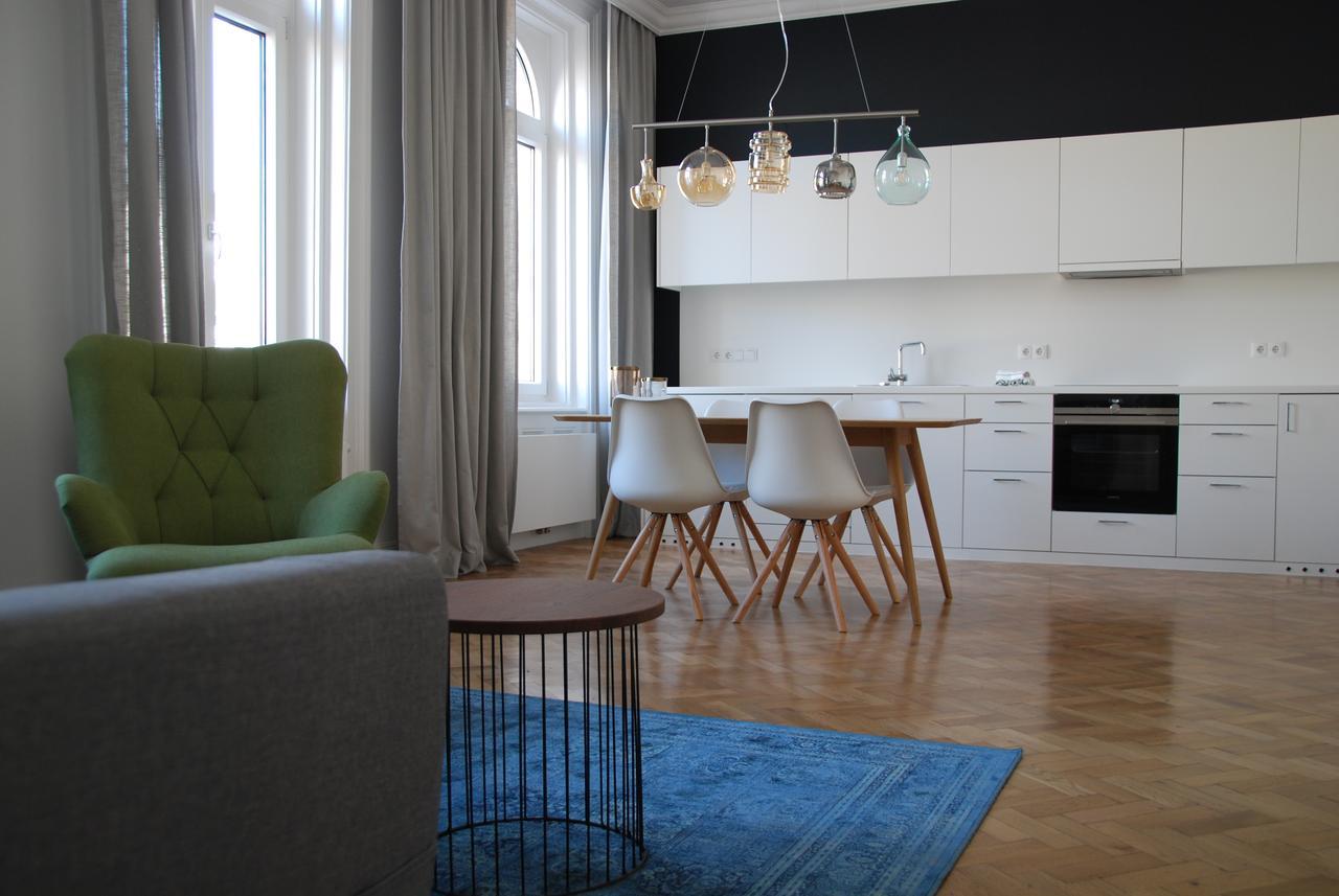 My In - Smart - Margareten * Viena