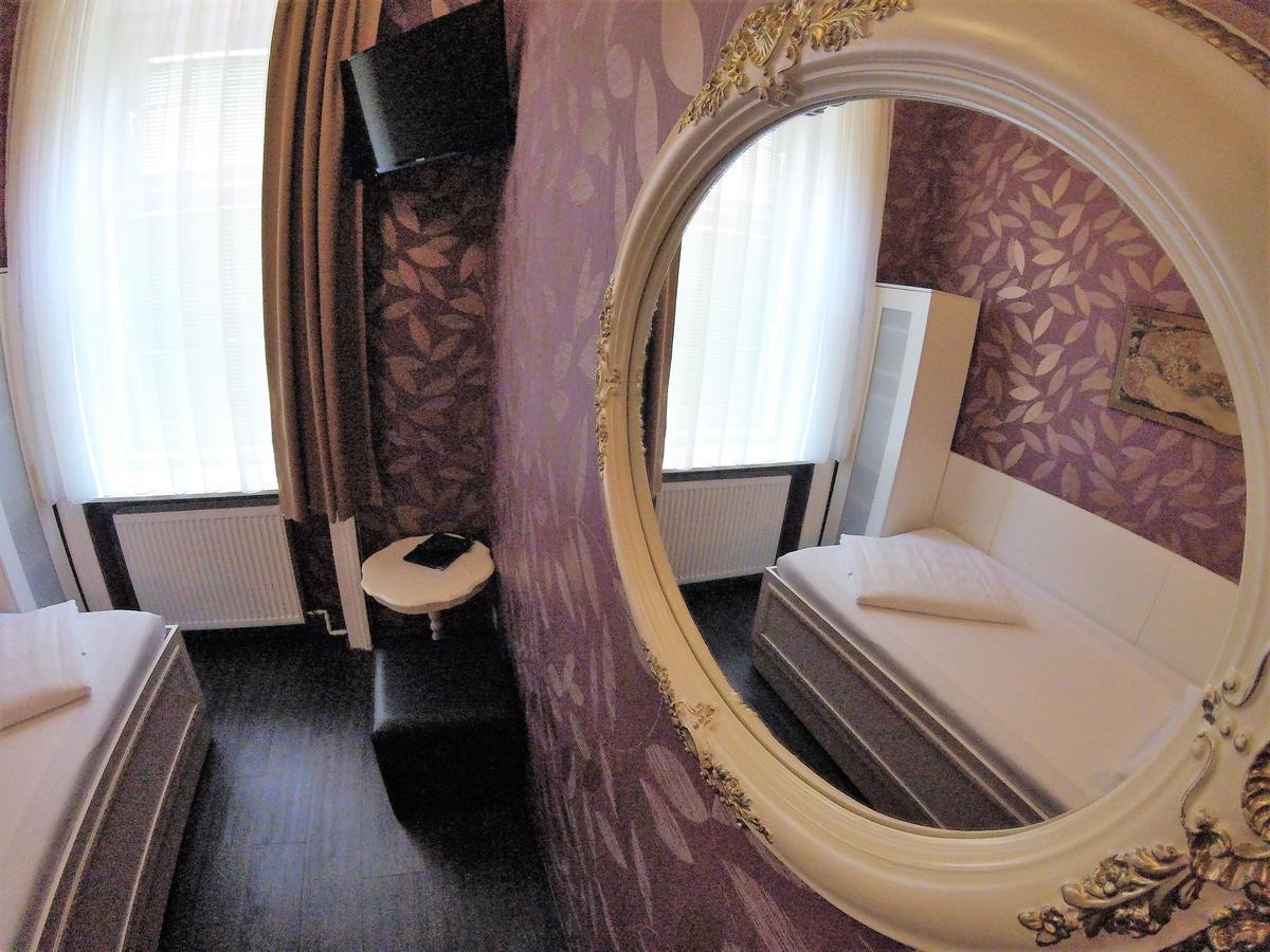 Hotel Goldene Spinne Viena
