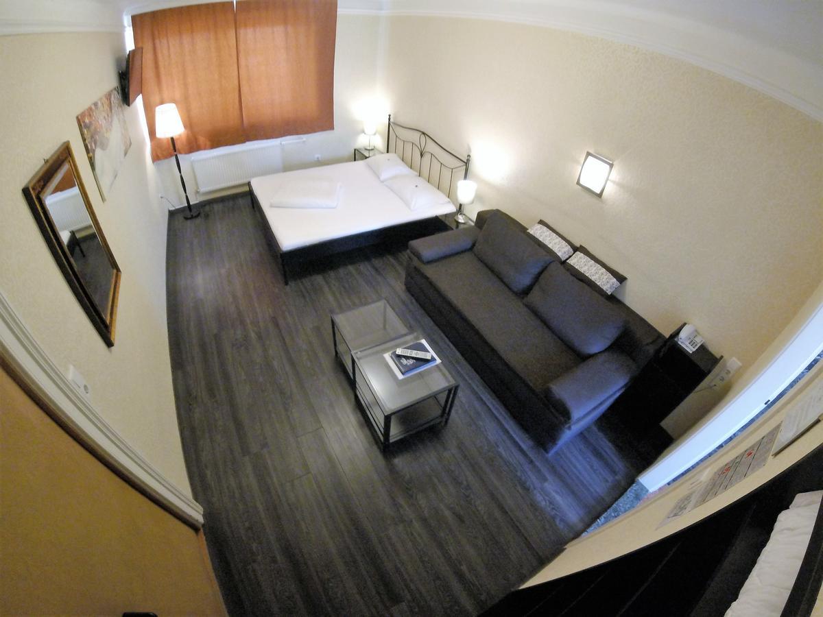 Hotel Goldene Spinne