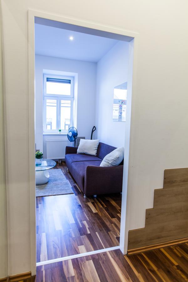 Market & Free Parking Apartamento
