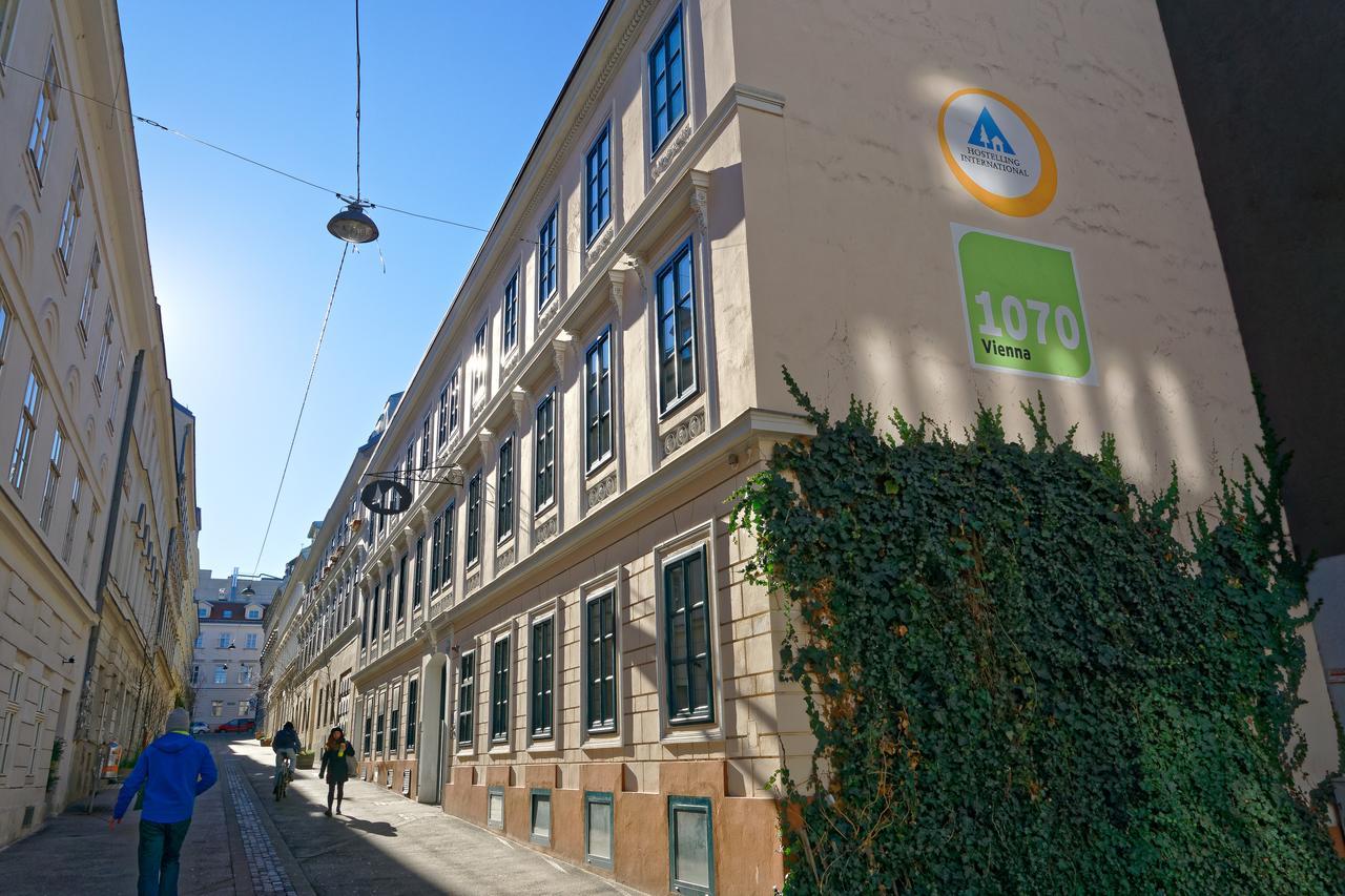 - Myrthengasse Hostel