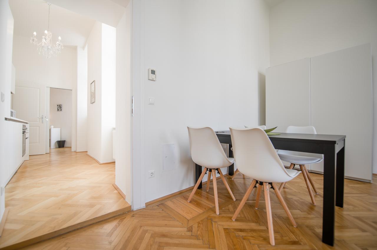 Duschel Imperial Living Apartment