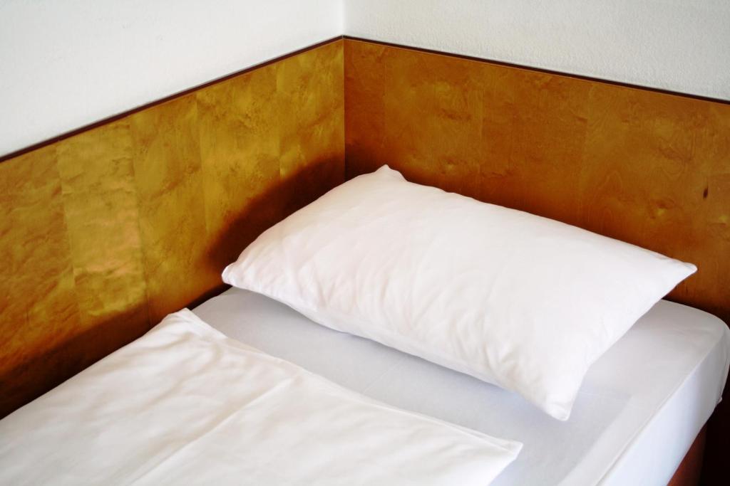 Hotel Ekazent Schoenbrunn 3*