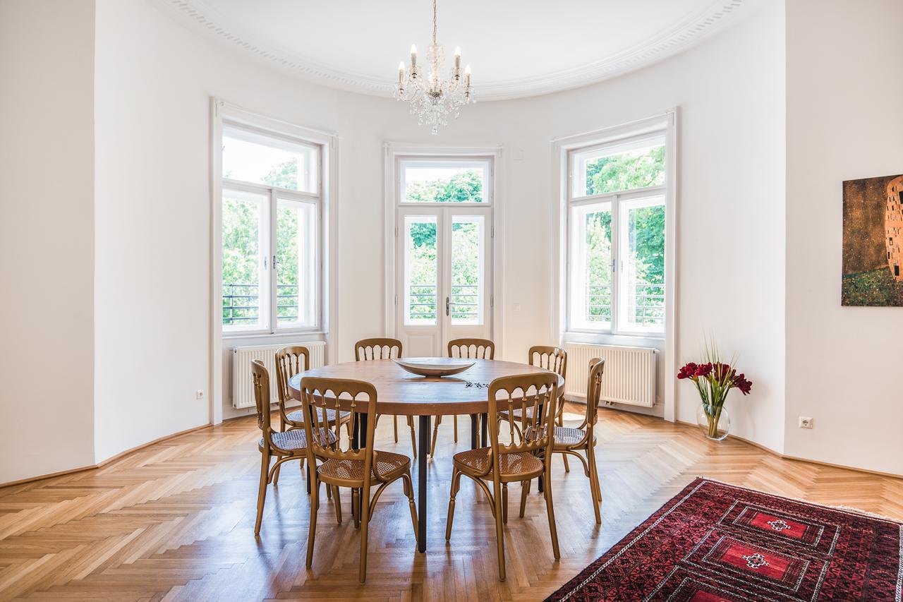 Duschel Imperial Living