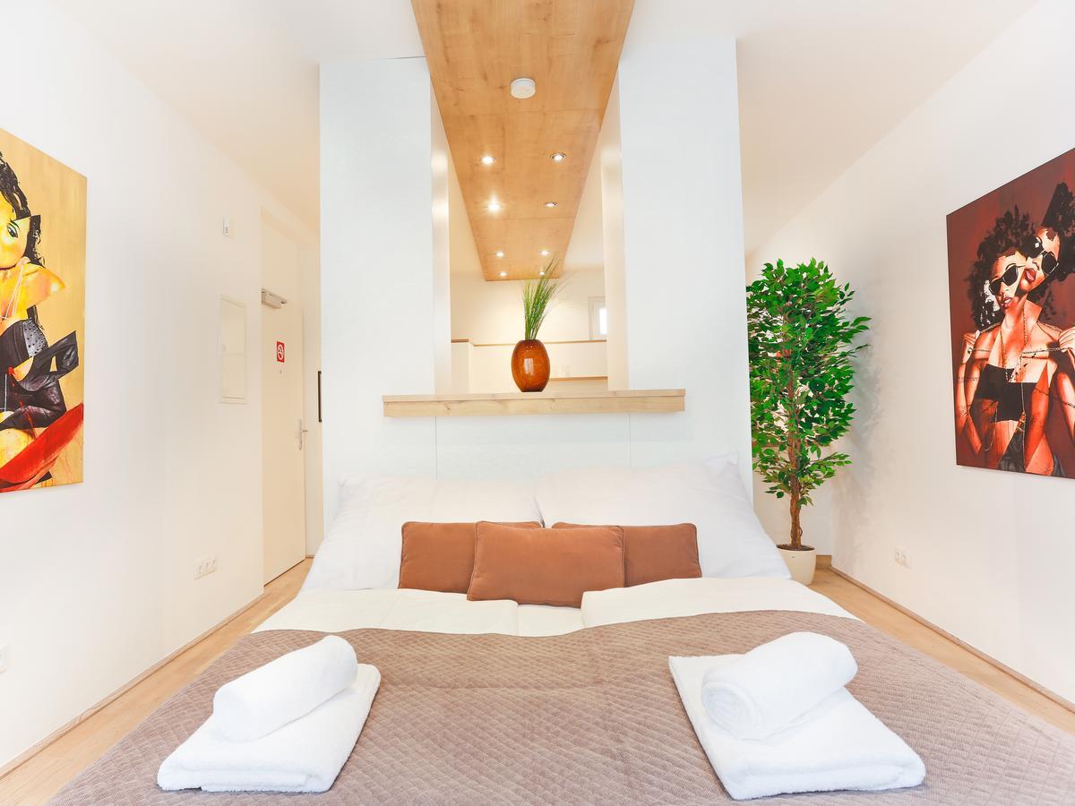 Sky9 Center Apartment *