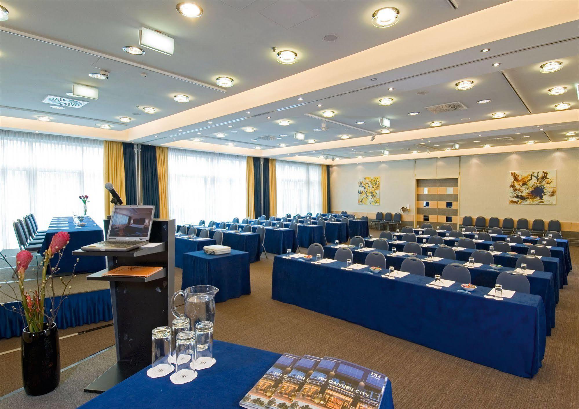 Nh Danube Hotel 4*