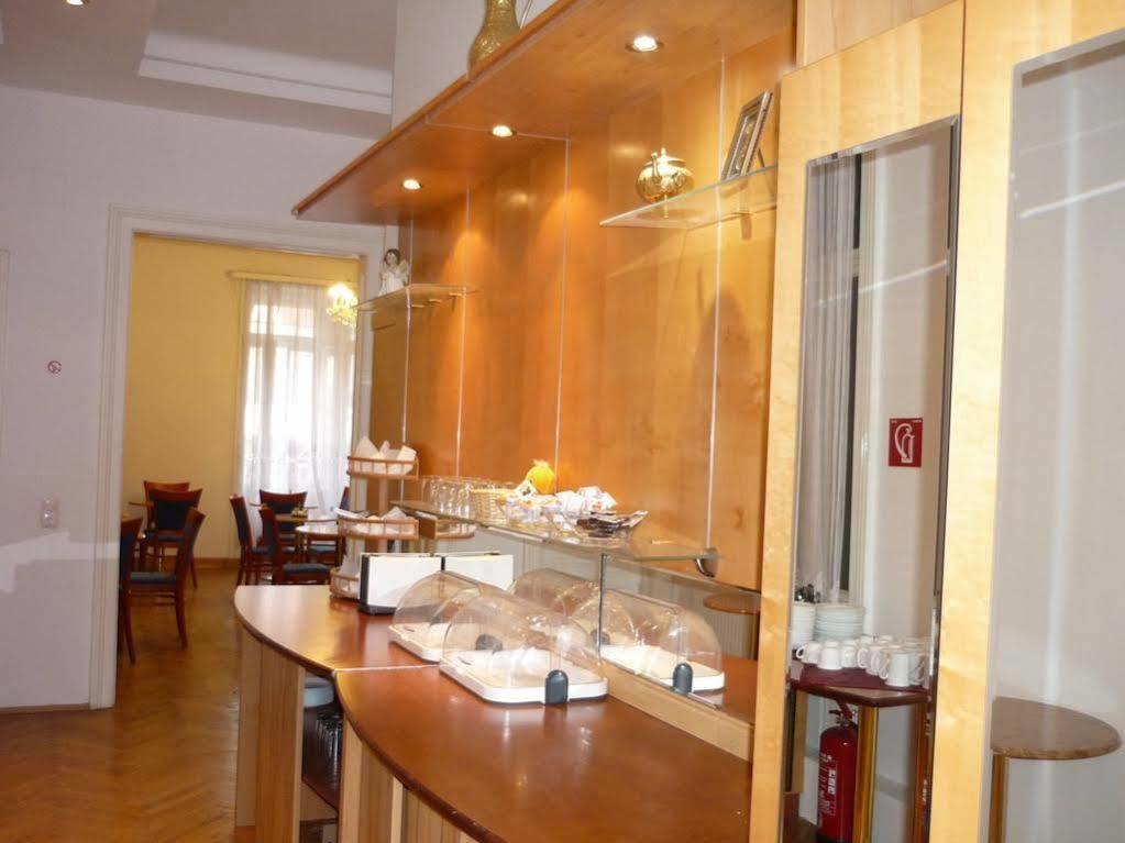 Vera Guest house 2*