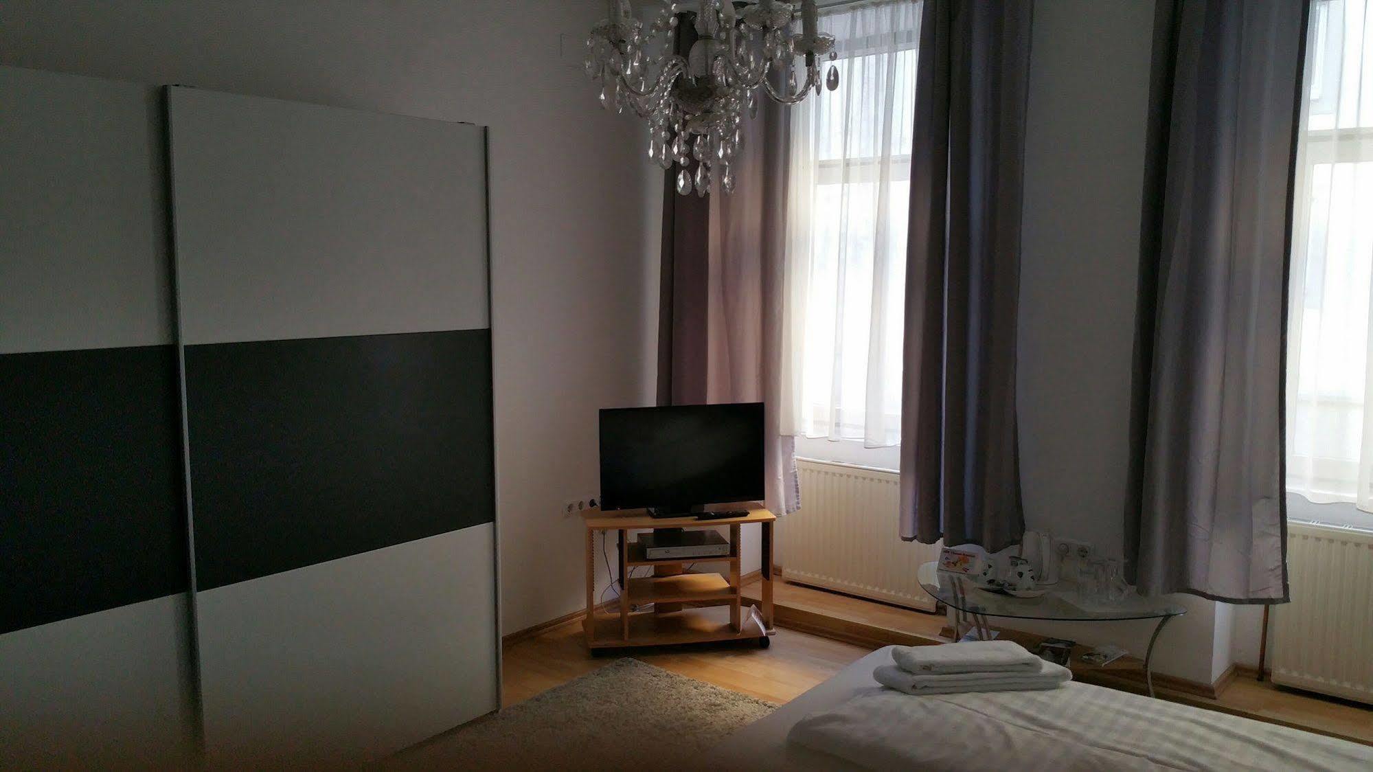 Aparthotel Marien-hof Vienna