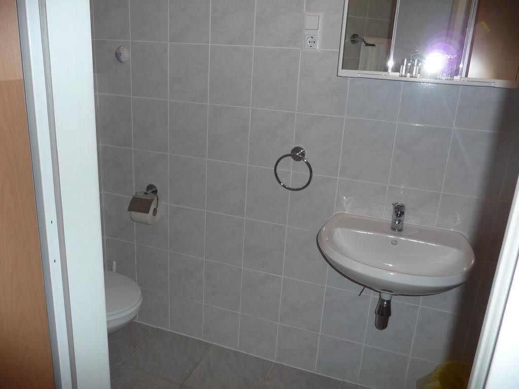 Marien-hof 3*