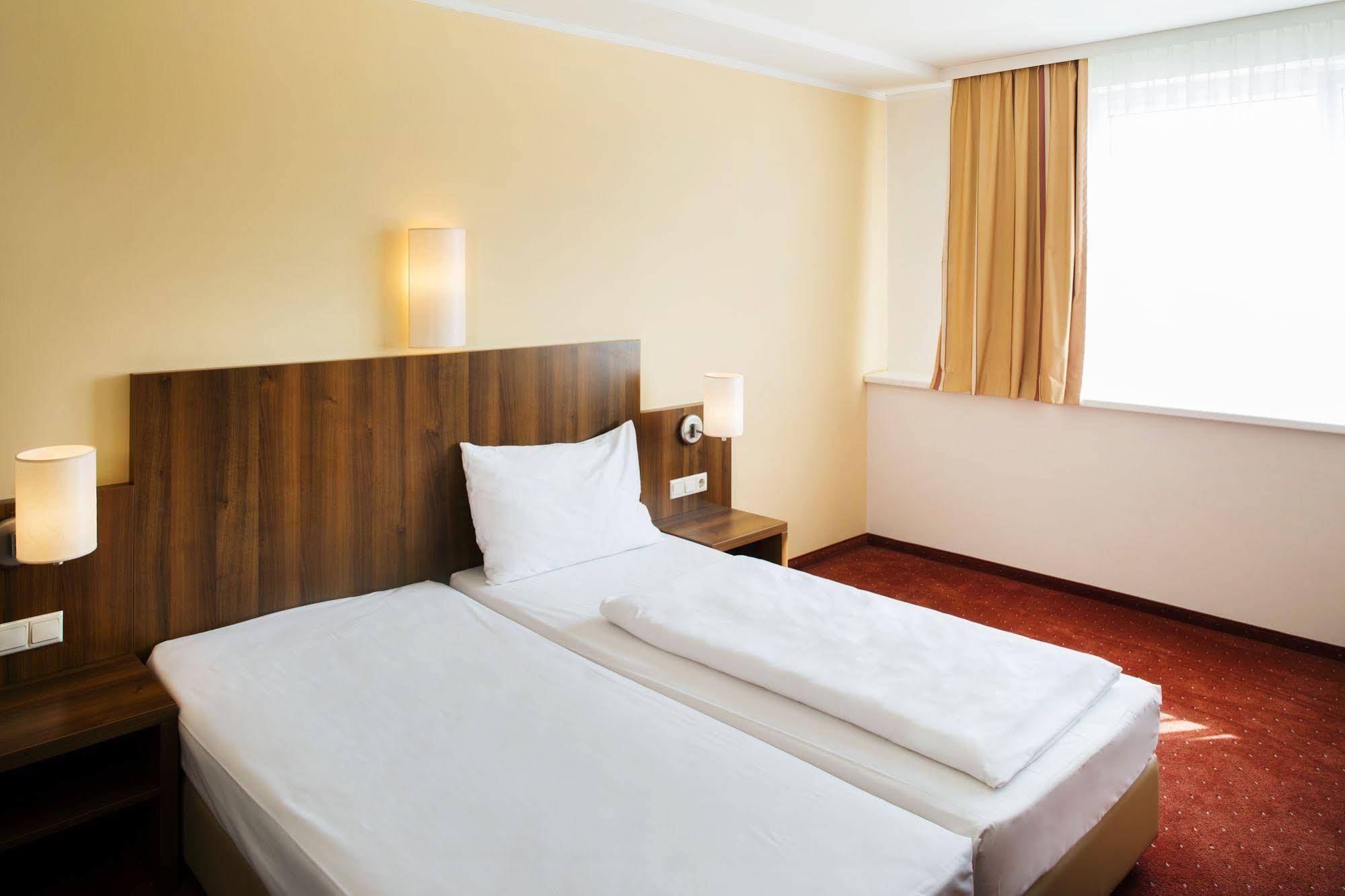 Hahn Hotel 3*