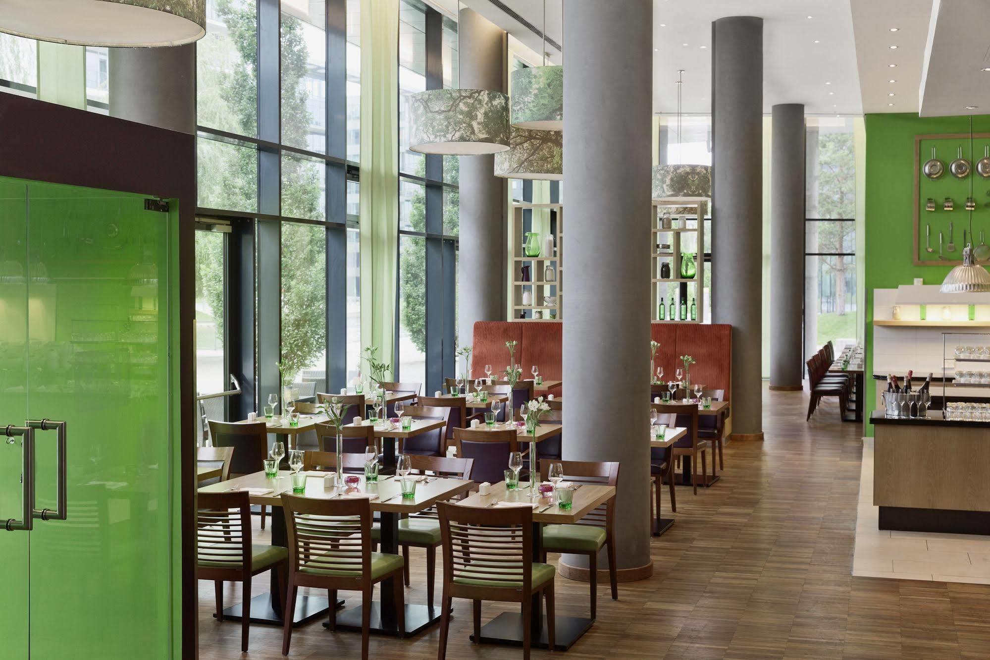 Courtyard By Marriott Prater/messe Hotel 4*