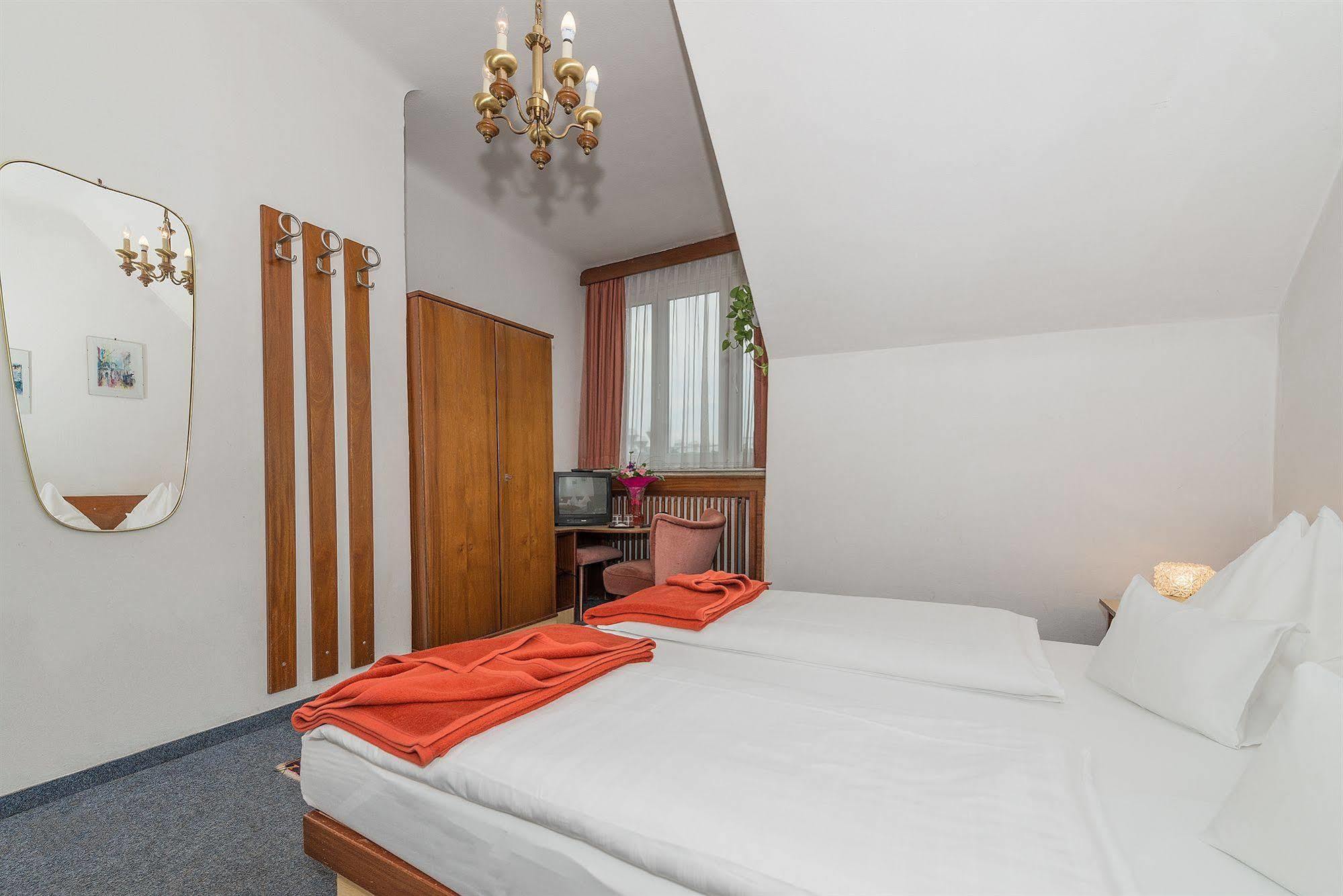 Dr. Geissler 3* Vienna