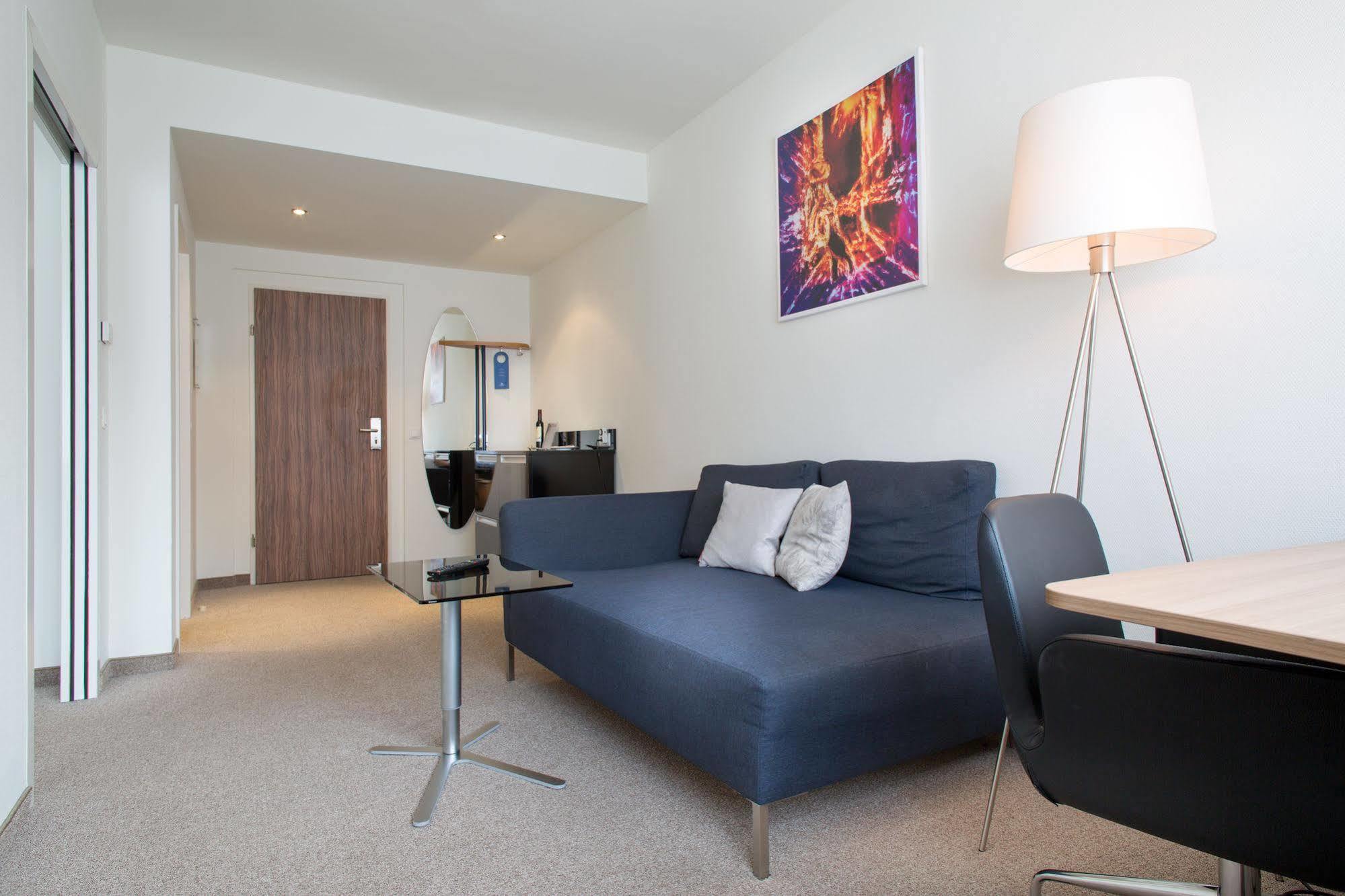 Starlight Salzgries Aparthotel 4*