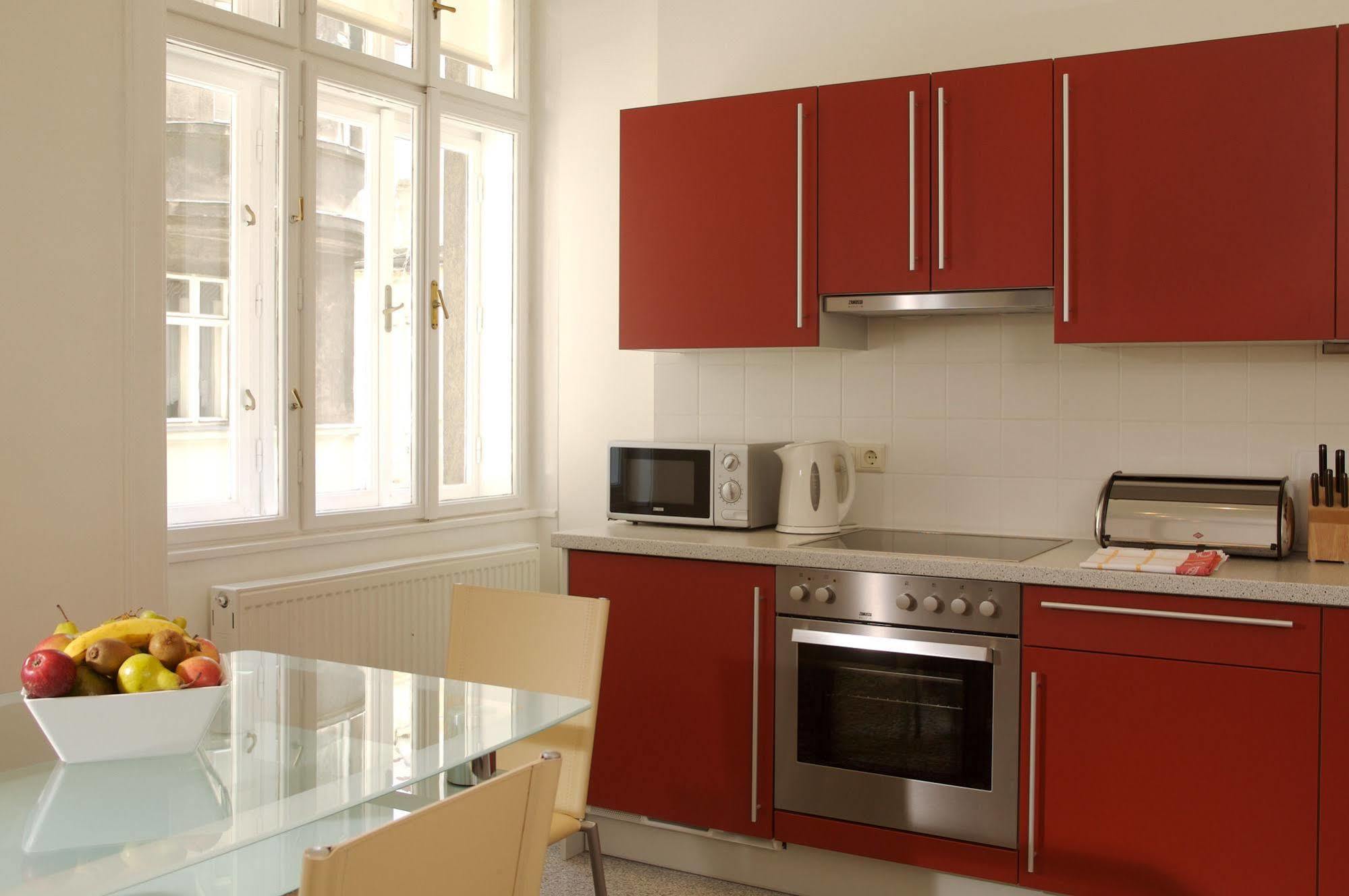 Hotel City Central 4*