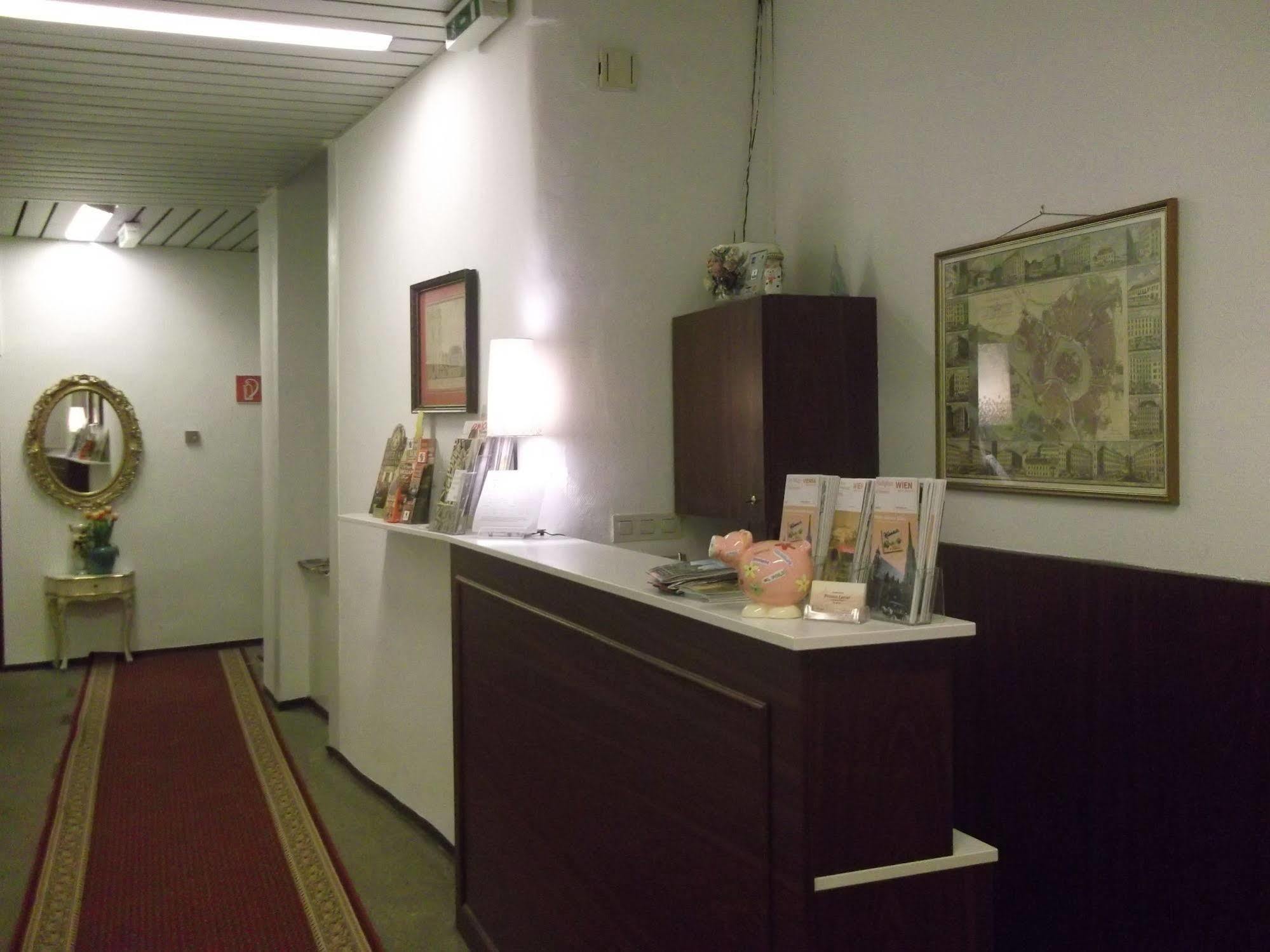 Bed & Breakfast Lerner 3*