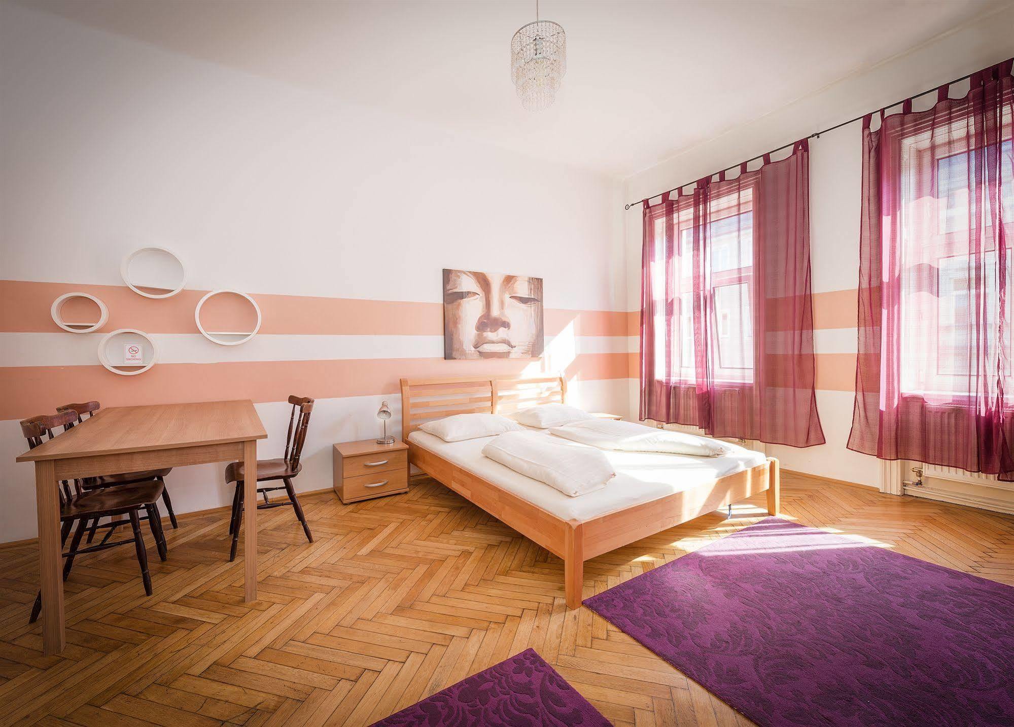 Vayalen Boutique Vienna