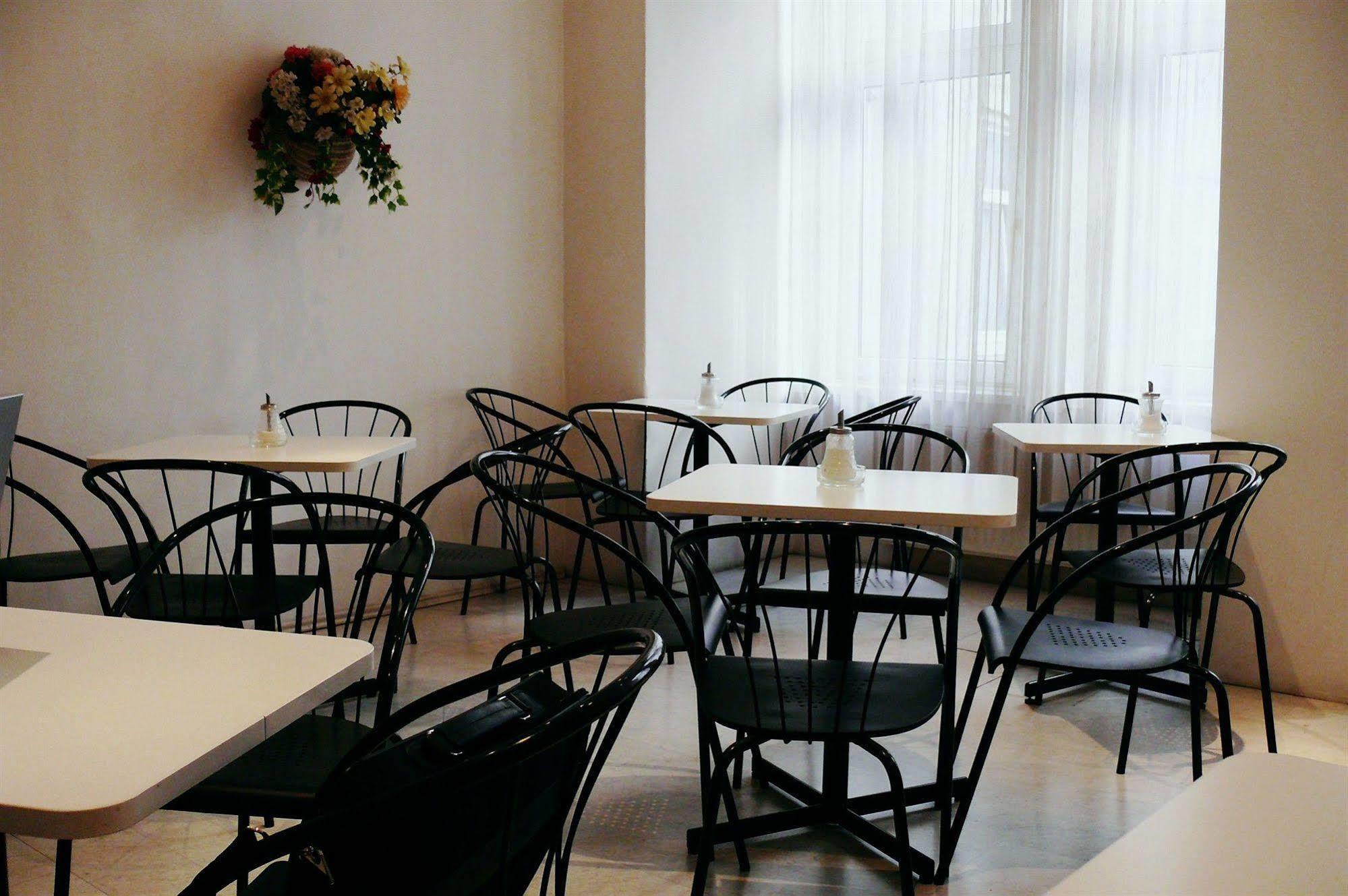 Riess - Self Check-in 3* Viena