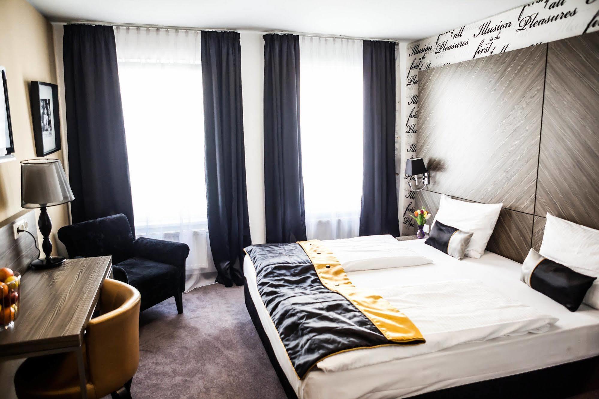 Elaya West 4* Vienna