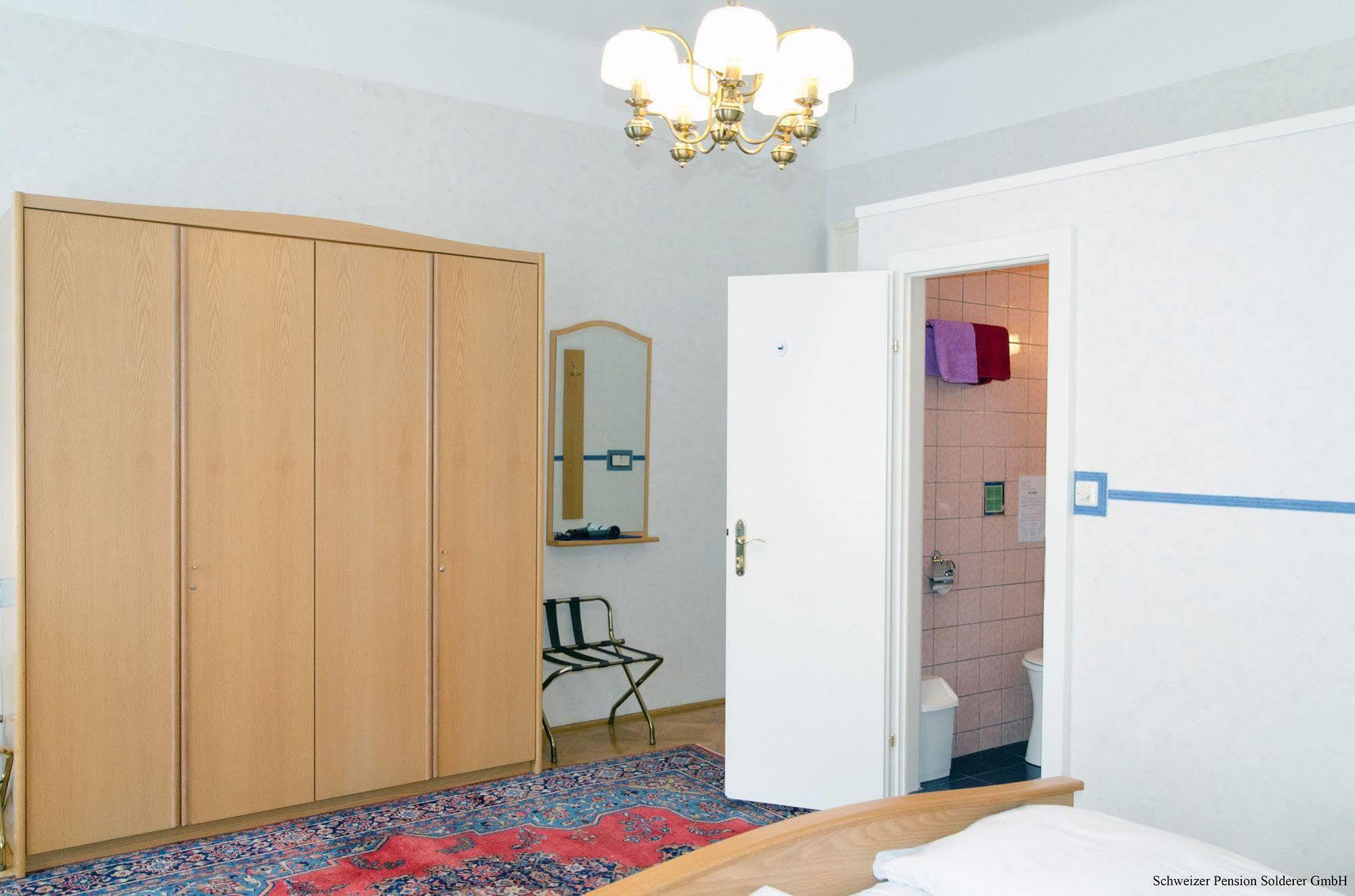 Schweizer Solderer 3* Vienna