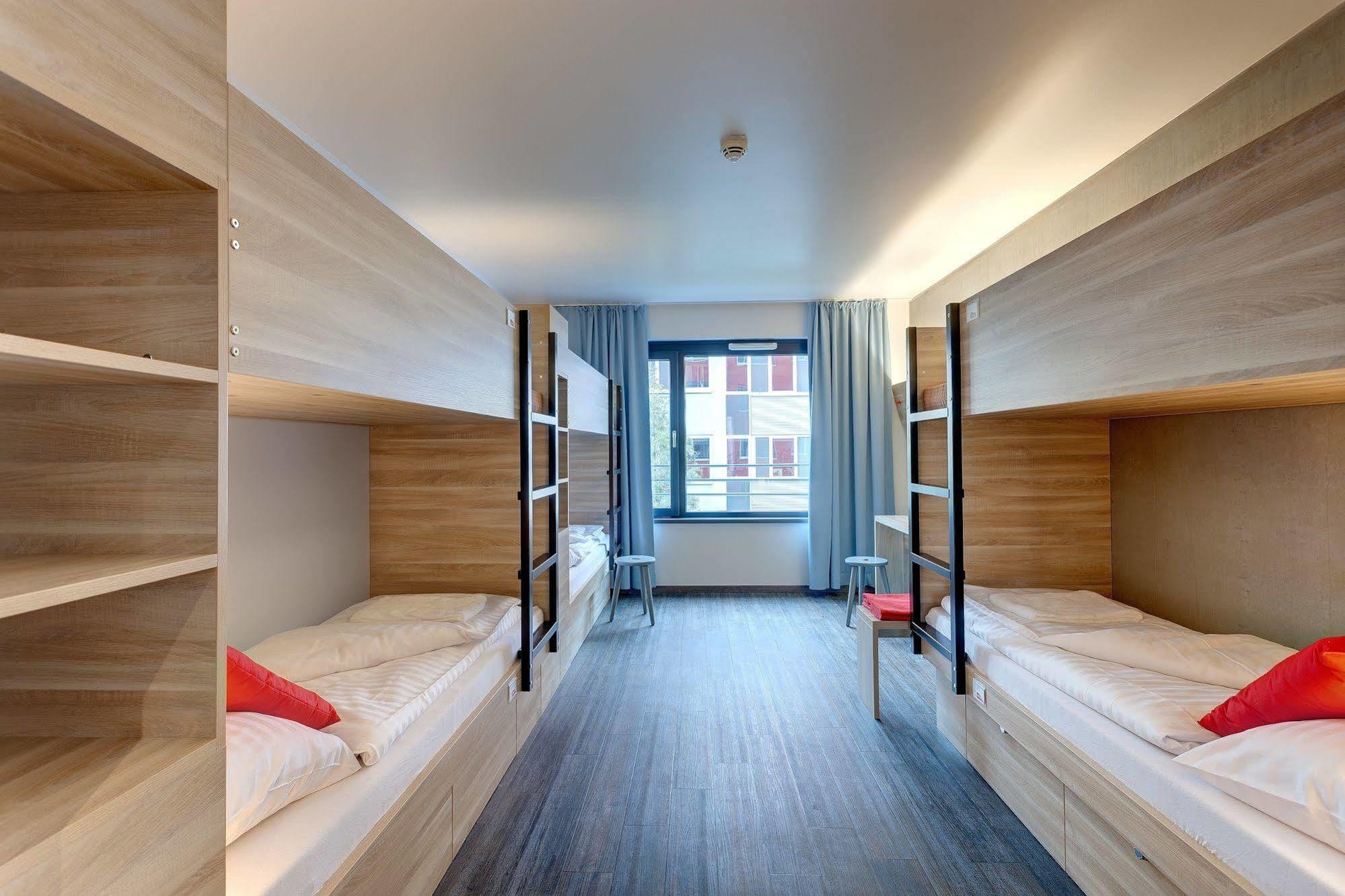 Meininger Downtown Franz 3*