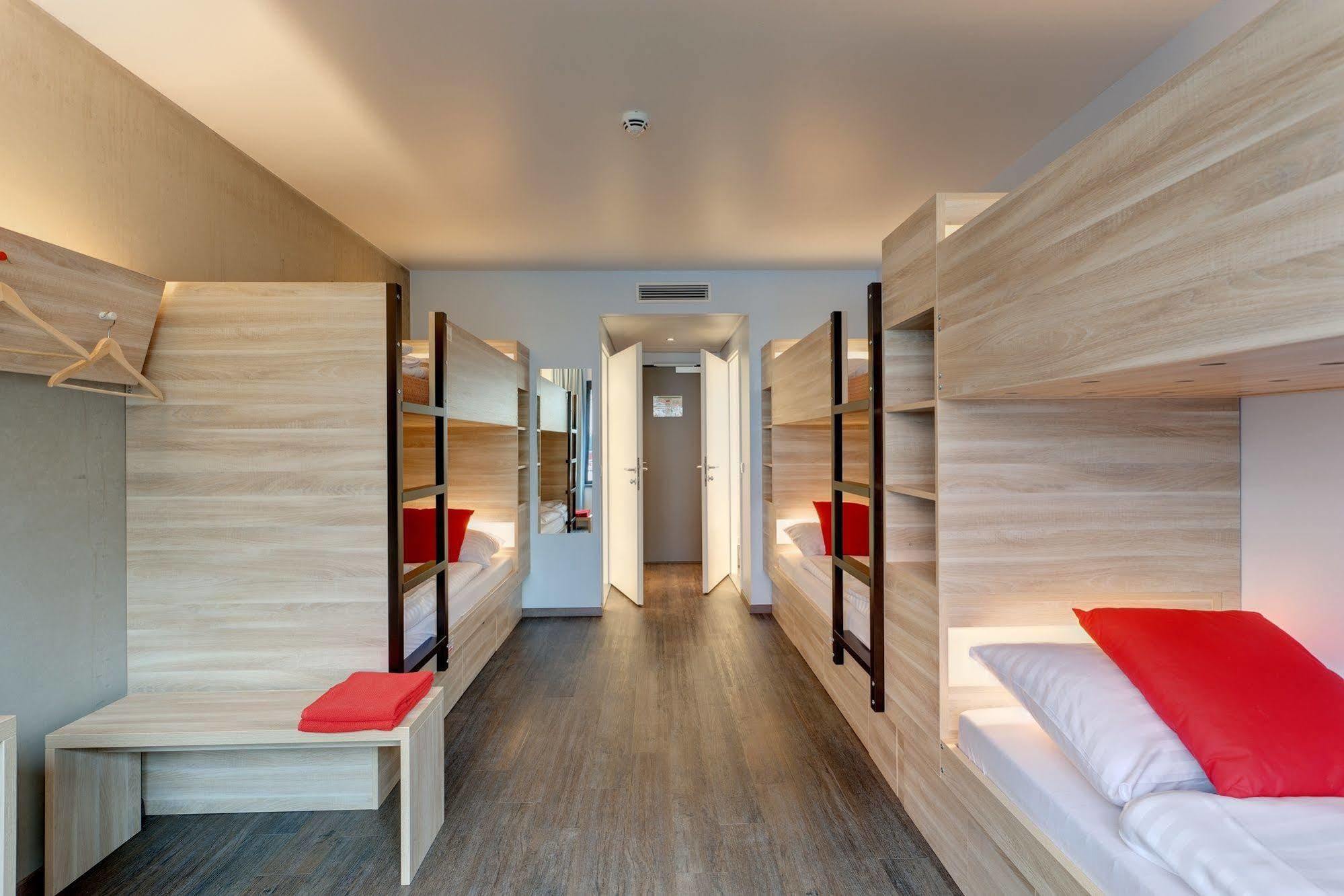 Meininger Downtown Franz Hotel