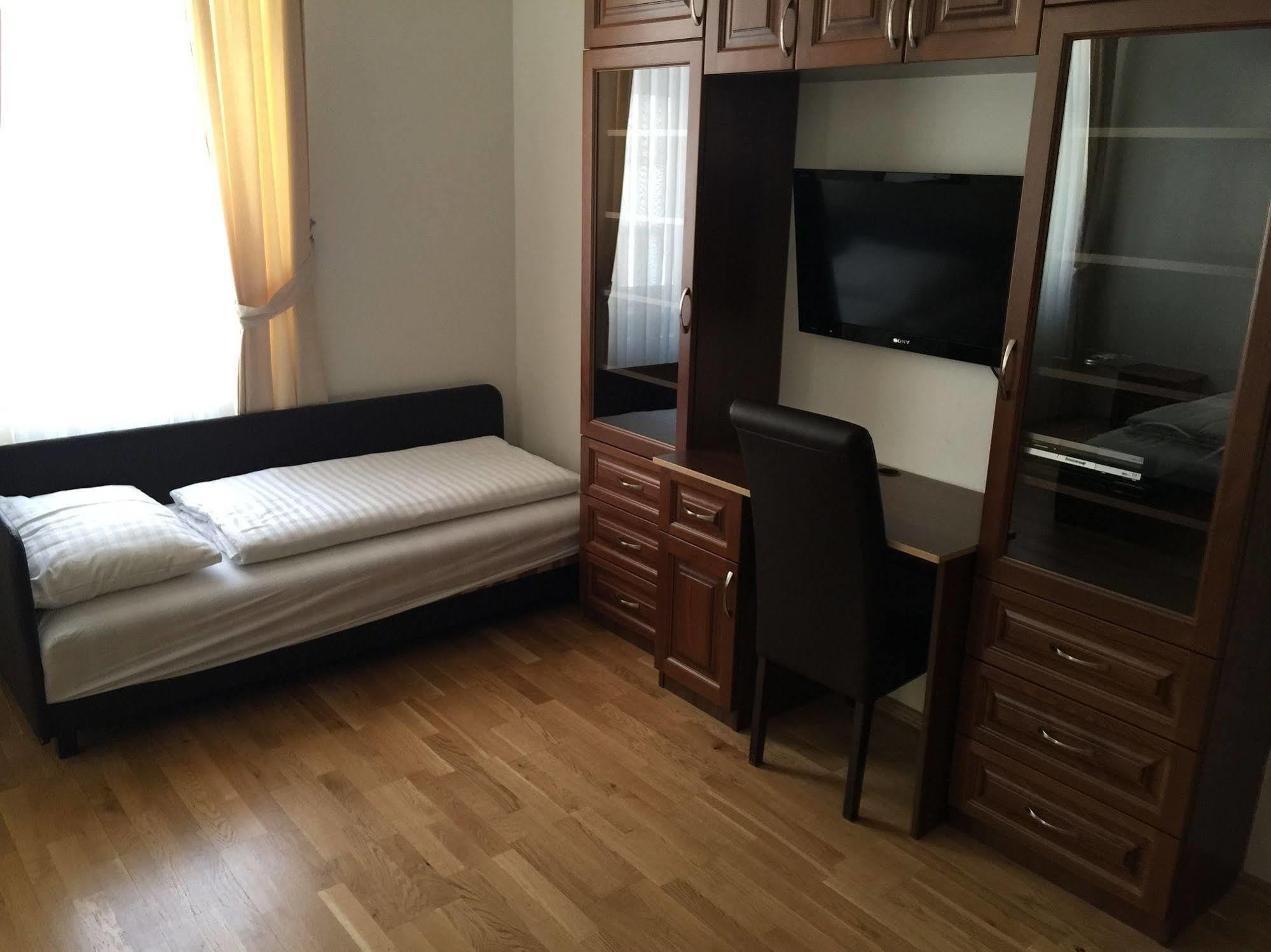 Waldmueller Hotel 3*