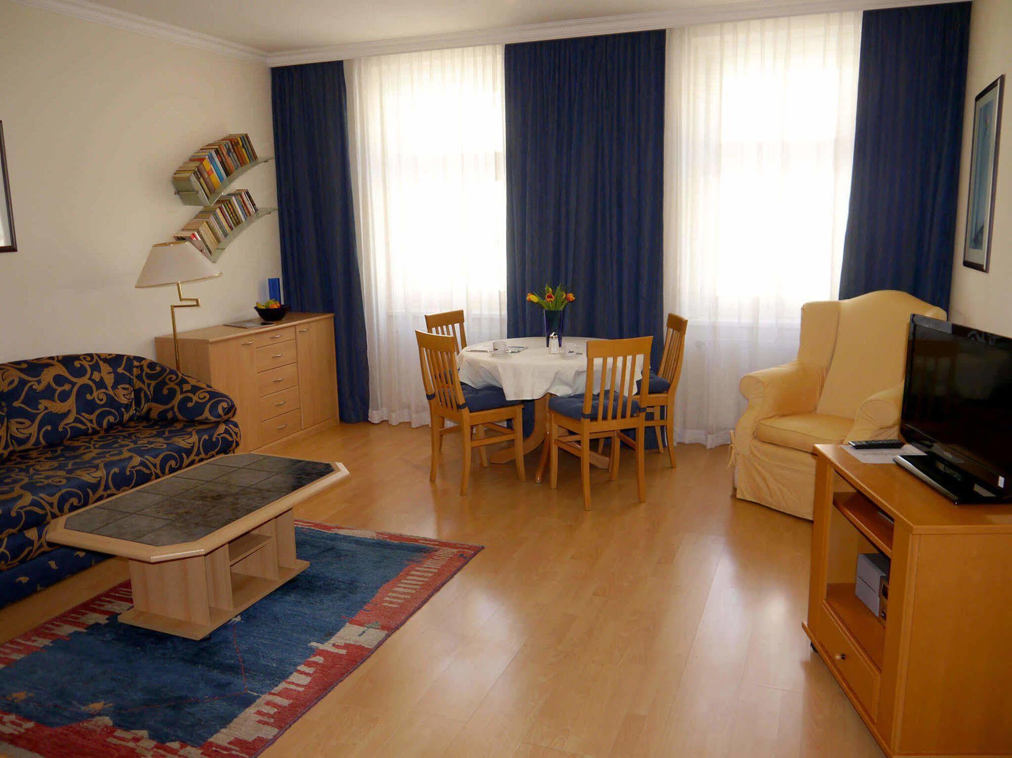 Deutschmeister Hotel 4*