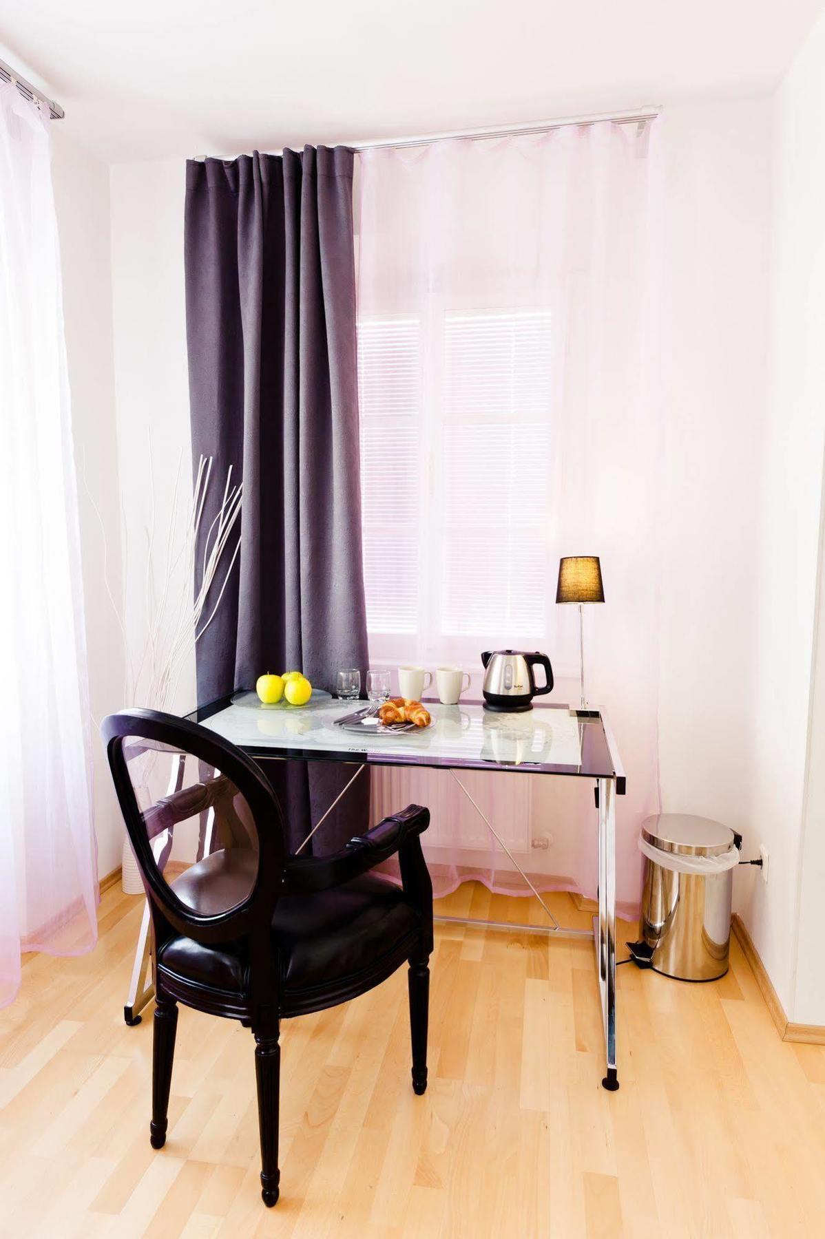 Hotel Vox Design 3*