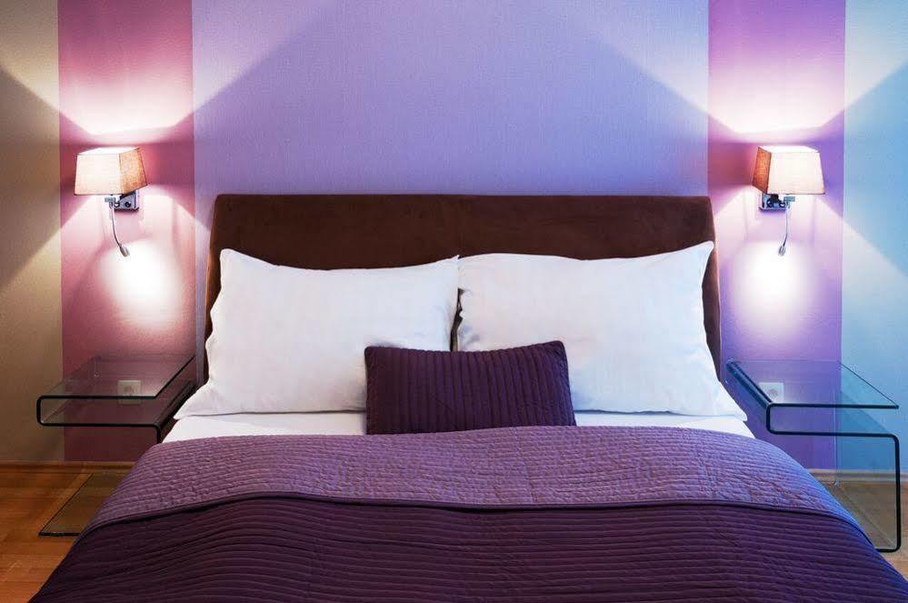 Hotel Kh
