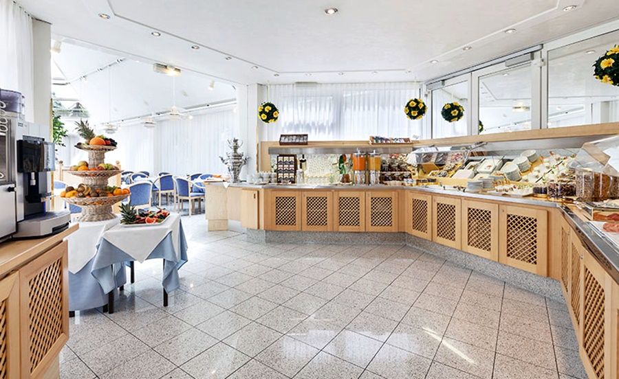 Living Kaiser Franz Joseph Aparthotel 4*