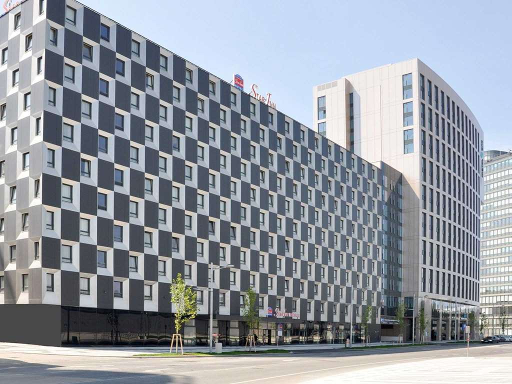 Leonardo Hauptbahnhof 4* Vienna