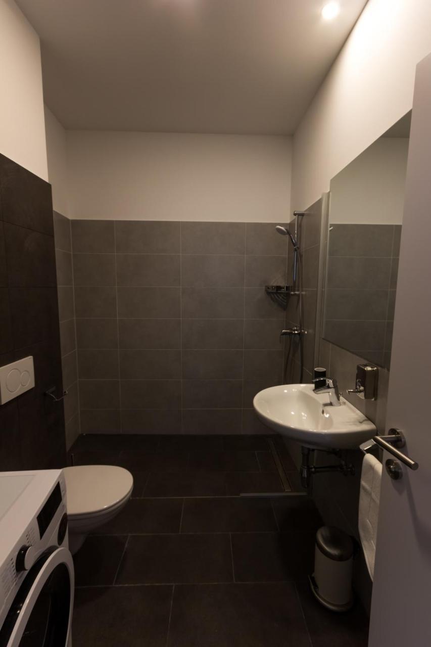 Apartment Debo Naehe Westbahnhof - Contactless Check In