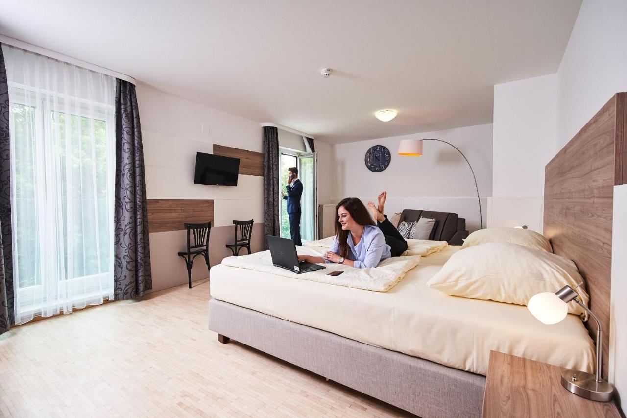 Europahaus Hotel 2*