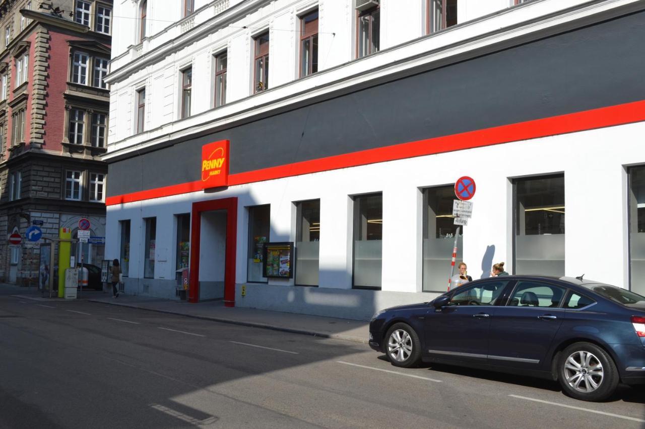 Goldfisch Taborstrasse * Vienna