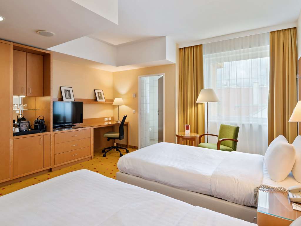 Courtyard By Marriott Schoenbrunn 4*