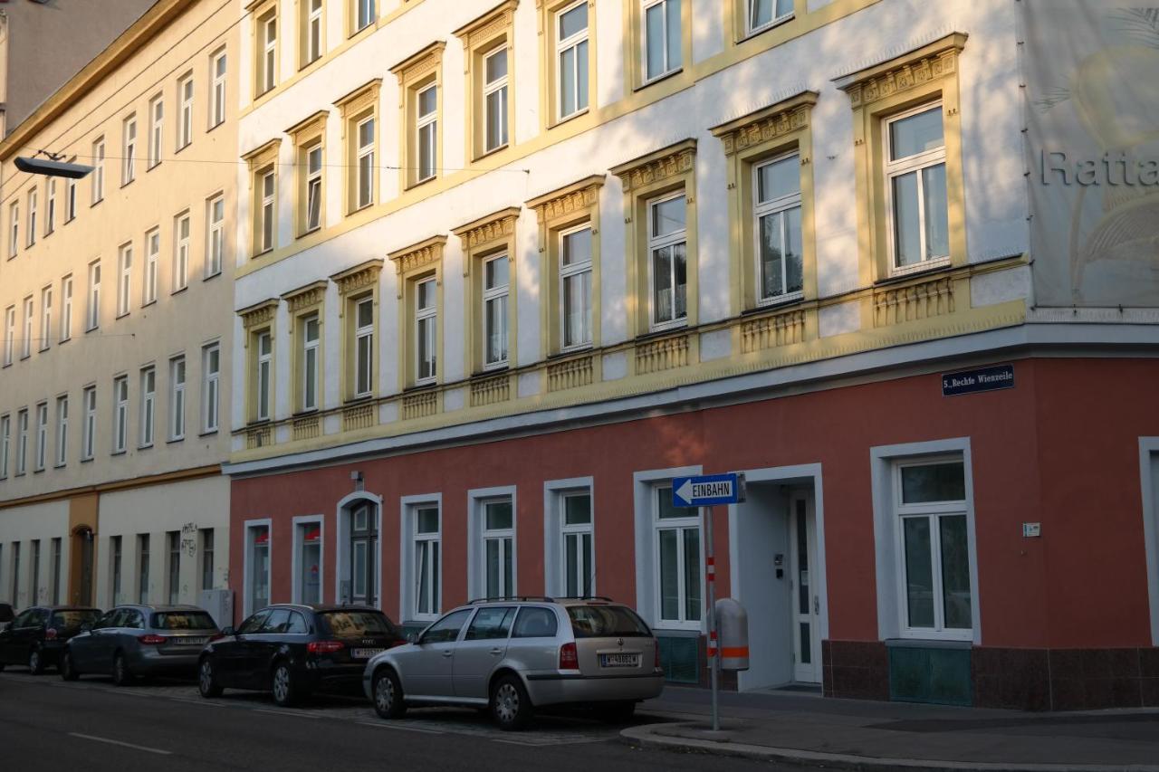 Am Wienfluss Guest house 2*