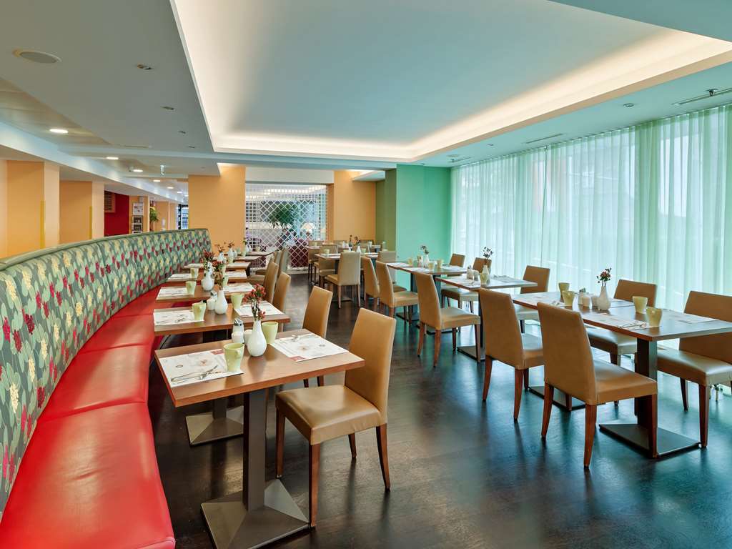 Courtyard By Marriott Schoenbrunn 4*