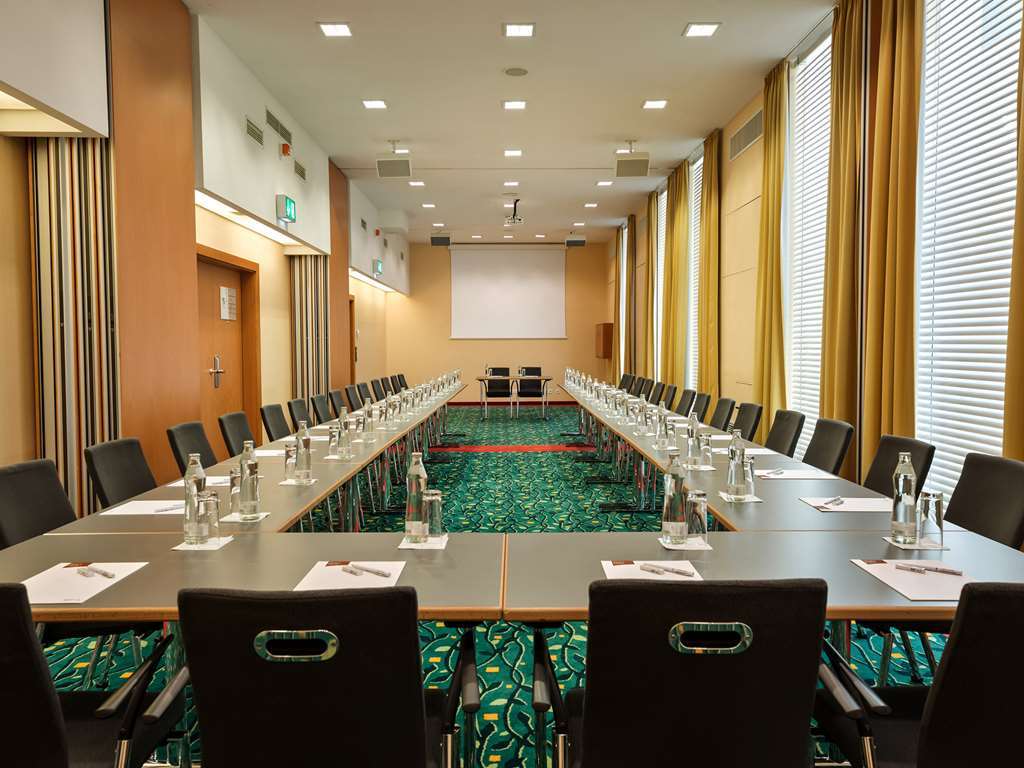 Courtyard By Marriott Schoenbrunn 4* Vienna