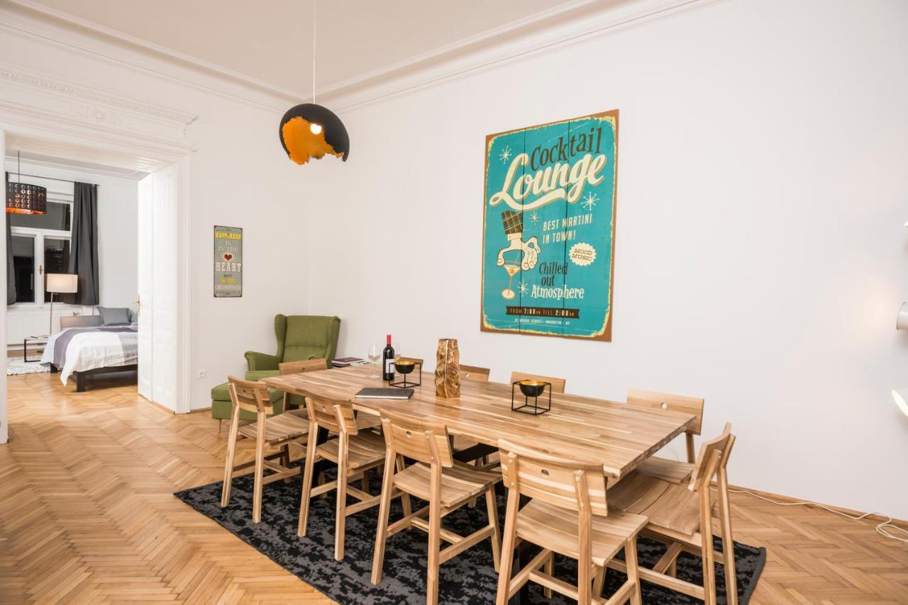 Apartment Senator Stephansplatz By Ichbucheat *