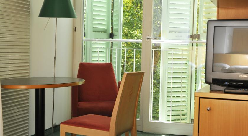 Hotel Kyriad Altmannsdorf 3*