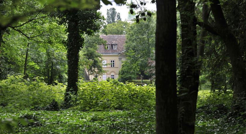 Kyriad Altmannsdorf Hotel 3*