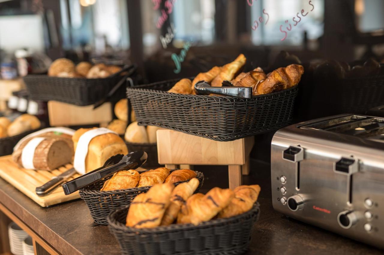 - The Niu, Franz By Ihg Vienna