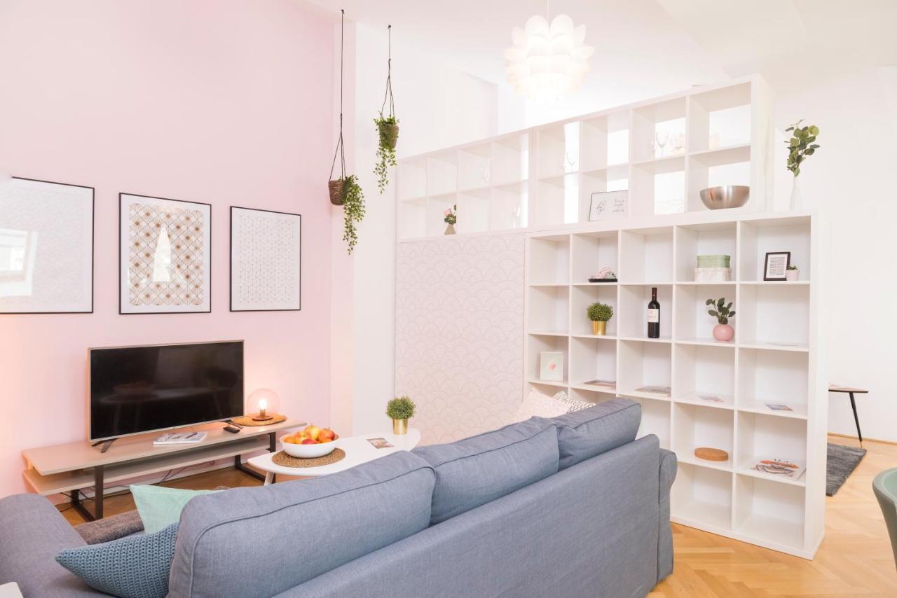 Apartment Rooftop Studio Borse By Ichbucheat Vienna
