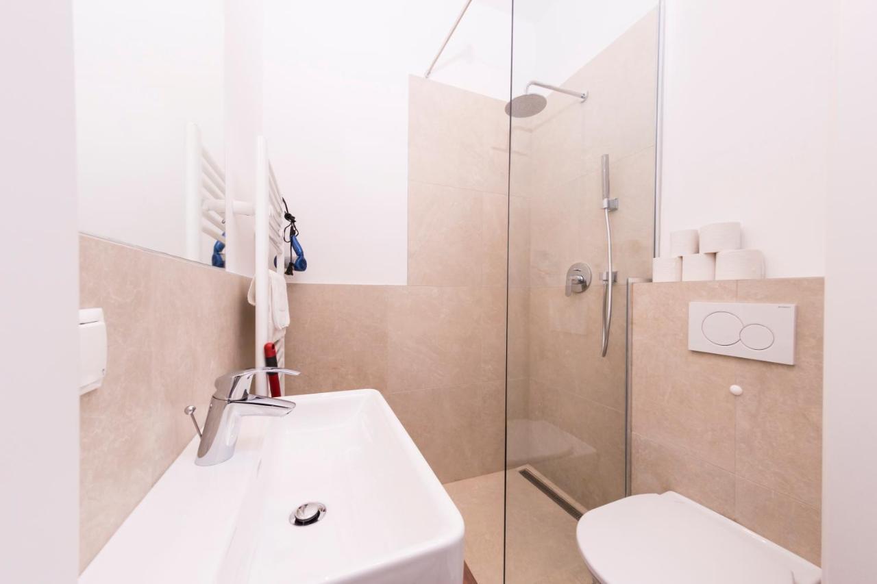 Heart Of Ottakring Apartment