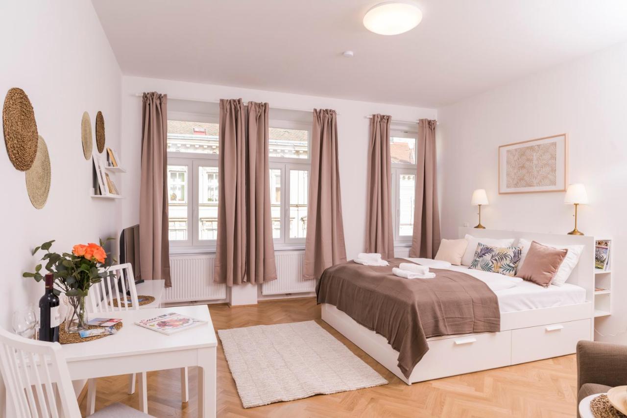 Heart Of Ottakring Apartment *