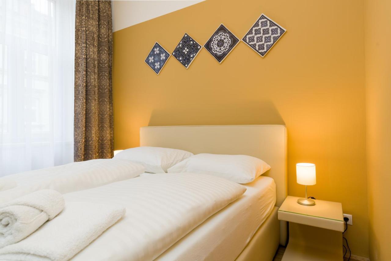 Pezzl 1170 Apartment