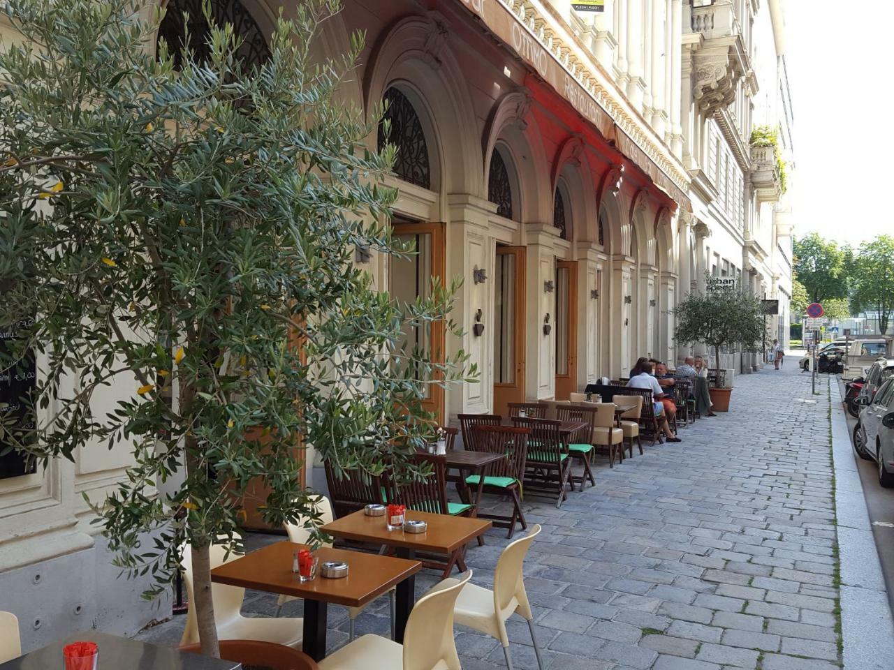 Sobieski Maisonette Apartment *