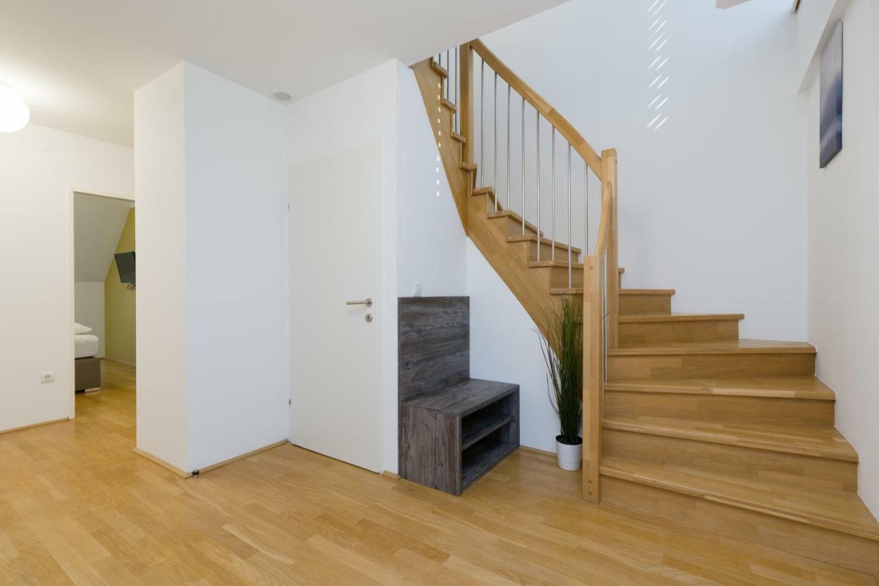 Pezzl 1170 Apartment *