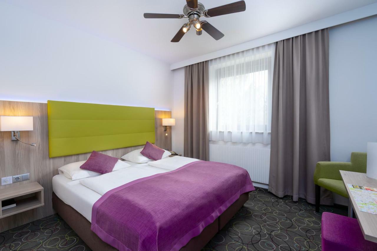 Strebersdorferhof 3*